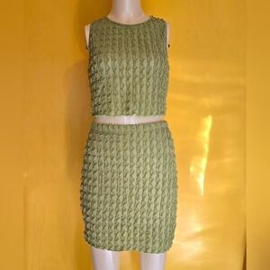 Shein Green Textured Bodycon Woman's Crop Top & Skirt Set Size 6 2pc